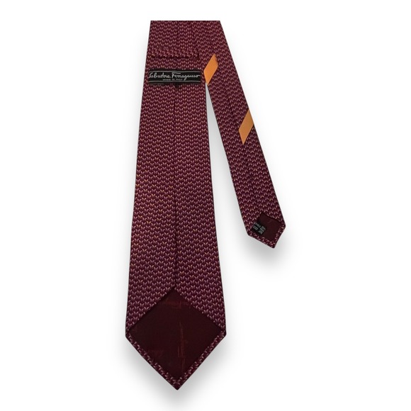 Salvatore Ferragamo Men's Silk Tie Burgundy Butterfly Print Made in Italy Luxury - Picture 3 of 6